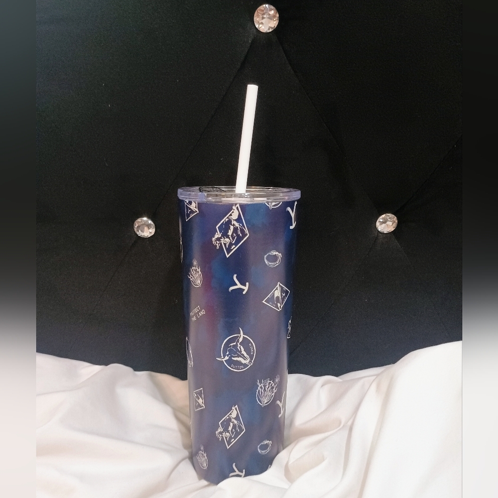 New Yellowstone Dutton Ranch Blue/White Spell Out Tumbler With Straw 24 Oz